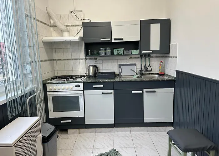 Csokonai Apartament Szolnok